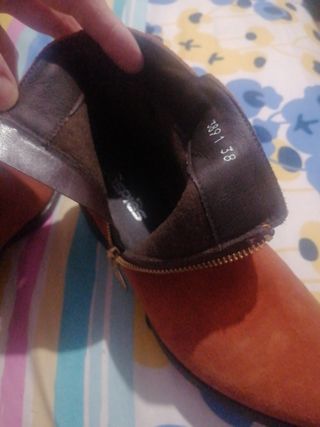 Botines Dospies mujer num.38 DOSPIES de segunda mano por 25 EUR en  Salamanca en WALLAPOP