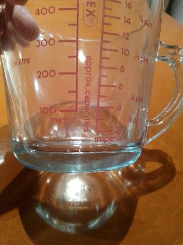 jarra medidor de líquidos de pyrex