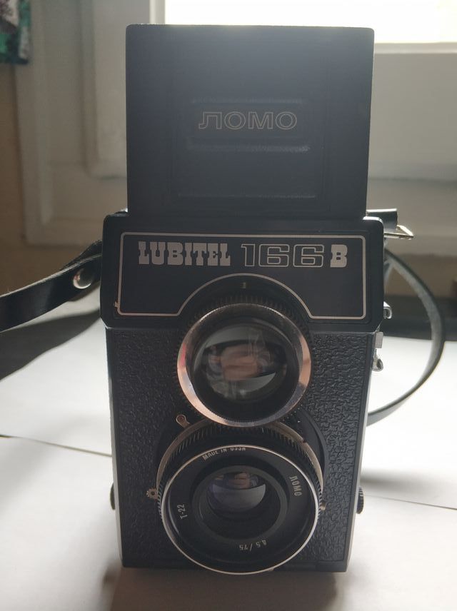CÁMARA ANALÓGICA LUBITEL 166B