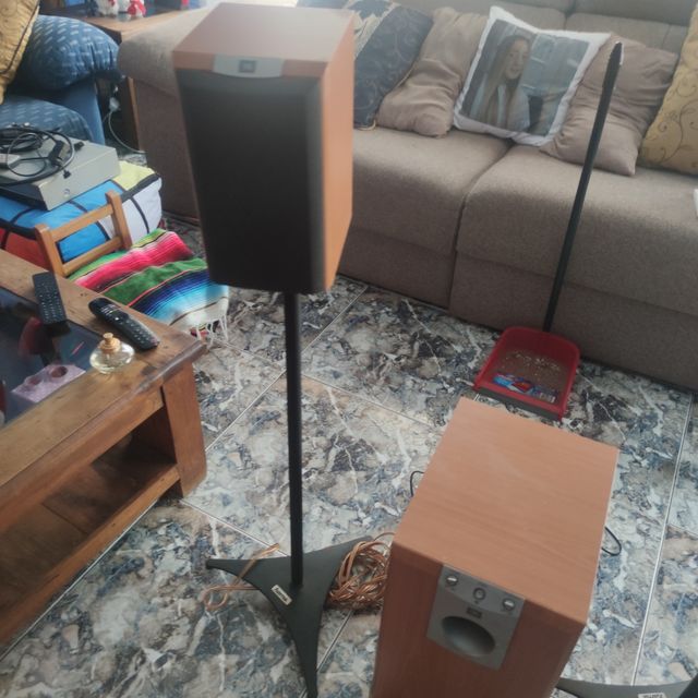 altavoces , equipo sonido