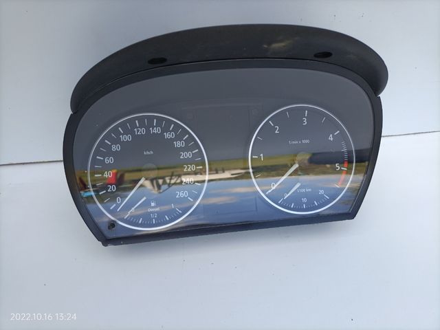 cuadro cuentakilómetros BMW E91