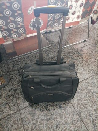 Maleta Samsonite 1910 de segunda mano por 99 EUR en Santa Oliva en WALLAPOP