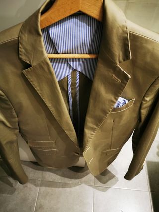 AMERICANA ALVARO MORENO de segunda mano por 45 EUR en Madrid en WALLAPOP