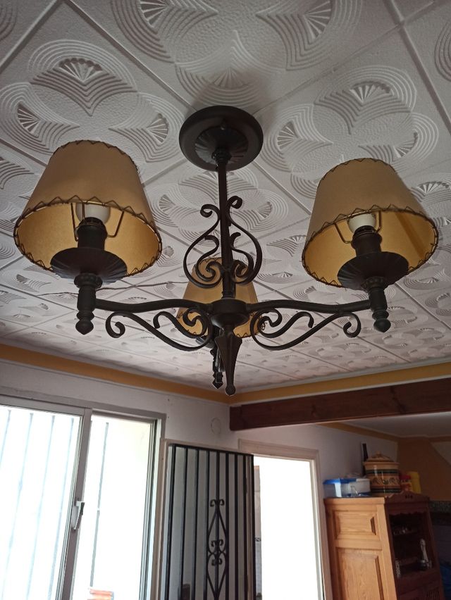 Lámpara de forja de 3 brazos