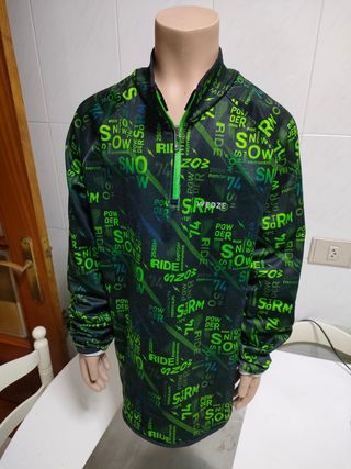 Camiseta térmica Wedze Nueva de segunda mano por 15 EUR en Lugo en WALLAPOP