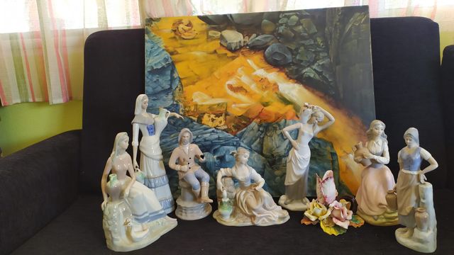 Lote de figuras de porcelana LOZA y oleo en tela
