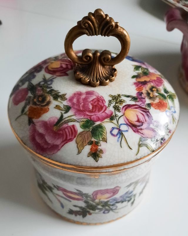 Porcelana conjunto 4 piezas