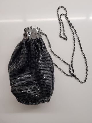 Bolso fiesta lentejuelas ZARA de segunda mano por 10 EUR en Barcelona en  WALLAPOP