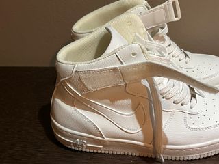 Nike air force 1 talla 42 de segunda mano por 95 EUR en Barcelona en  WALLAPOP