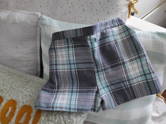 Pantalón corto talla 3-4