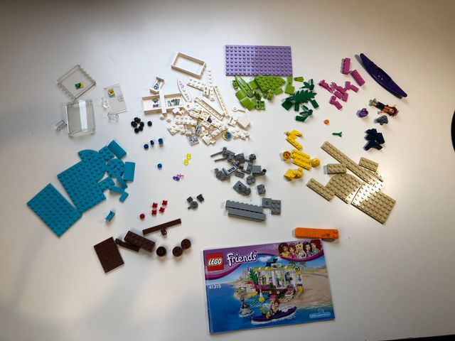 Negozio di articoli da surf Lego 41315 Friends
