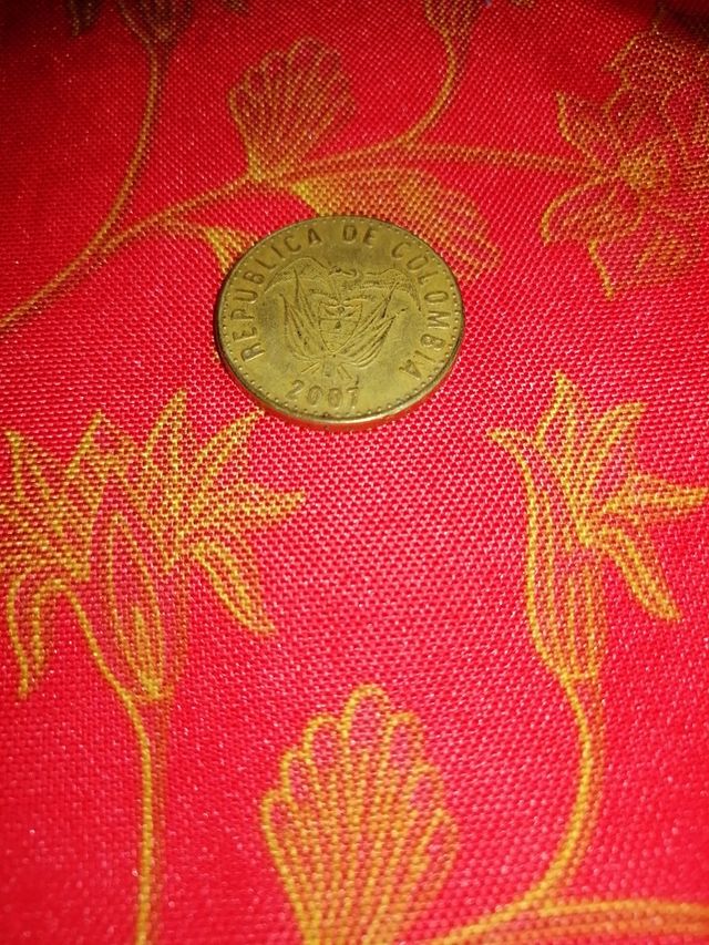 Moneda Colombia 100 pesos 