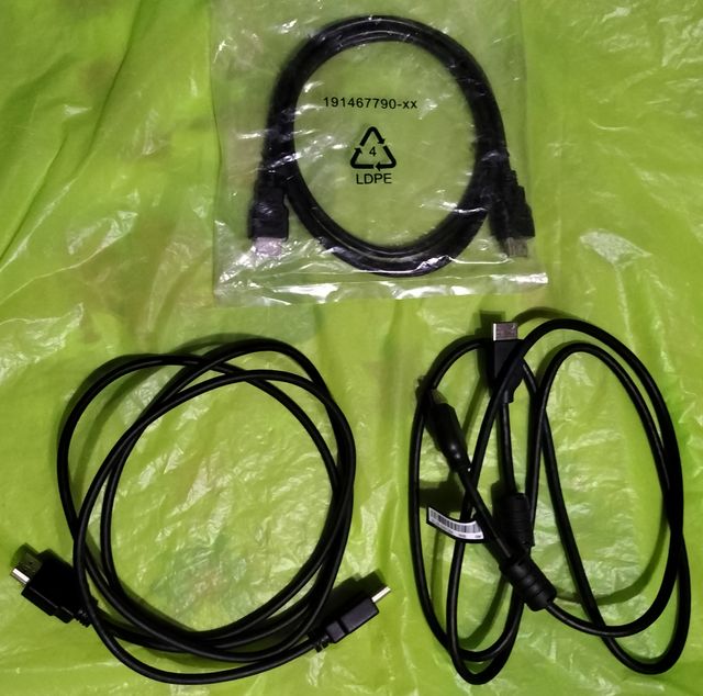3 CABLES HDMI