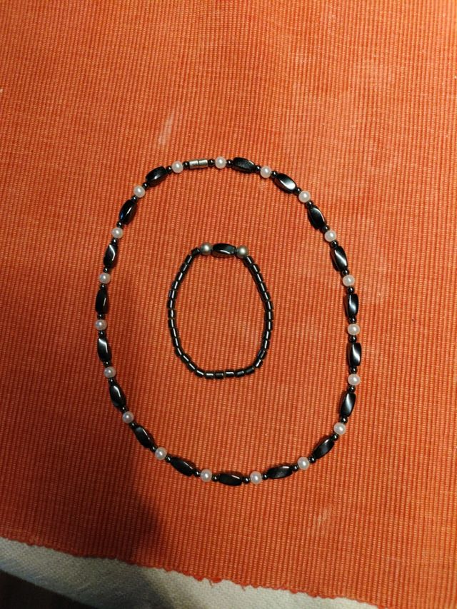 conjunto de collar y pulsera