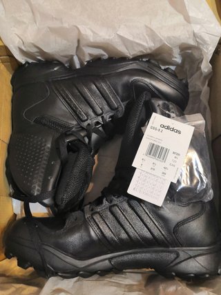 Botas tácticas talla 42 2\\/3 adidas gsg 9.2 de segunda mano por 135 EUR en  Jerez de la Frontera en WALLAPOP
