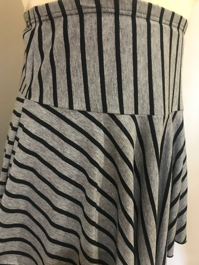 Falda  de volante de rayas