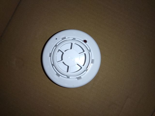 Detector térmico de incendio