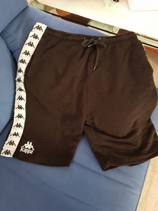 Pantalón chandal negro KAPPA talla M de segunda mano por 20 EUR en Sabadell  en WALLAPOP