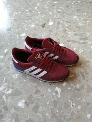 Adidas de segunda mano por 40 EUR en Terrassa en WALLAPOP
