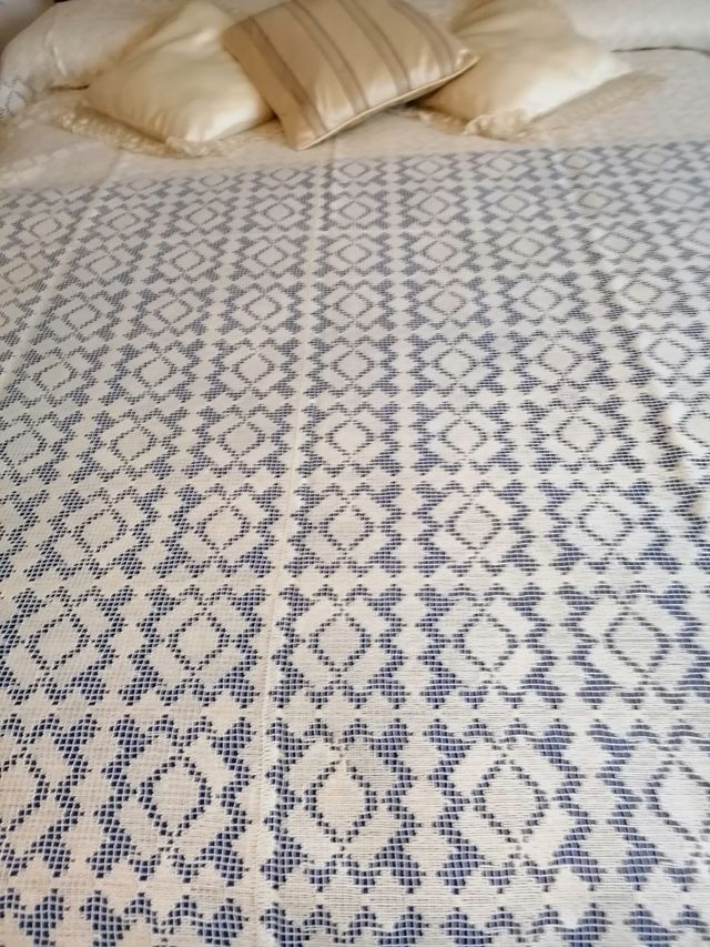 Colcha calada vintage, a estrenar