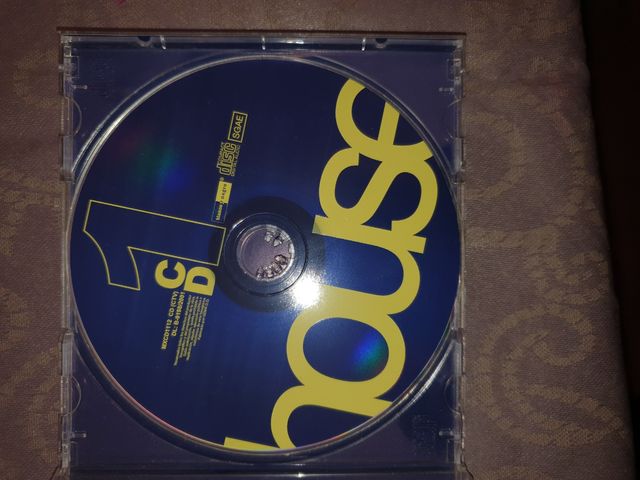 CD de música 1 house Anual.