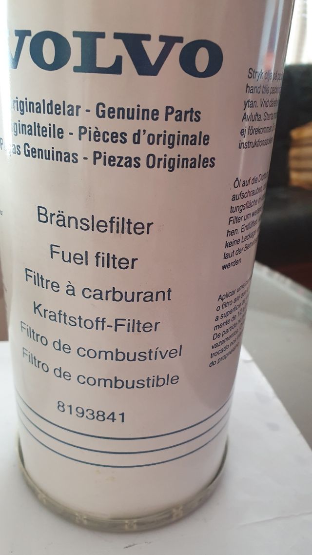 CAMION VOLVO FILTROS COMBUSTIBLES