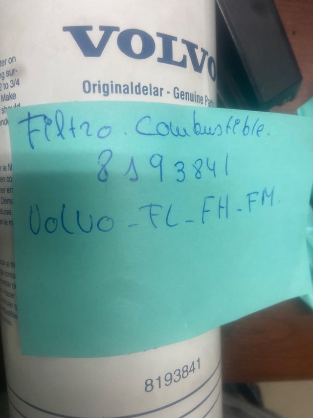 CAMION VOLVO FILTROS COMBUSTIBLES