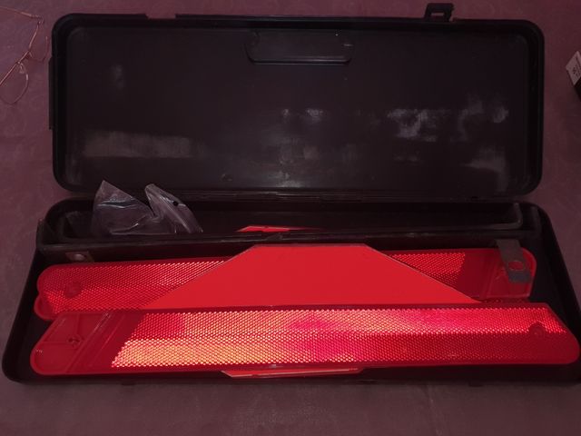 Triángulo para señalización de averías del coche.