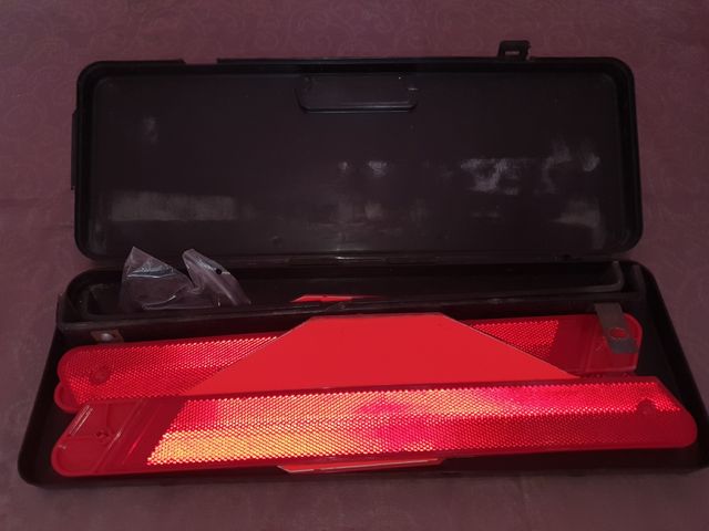 Triángulo para señalización de averías del coche.