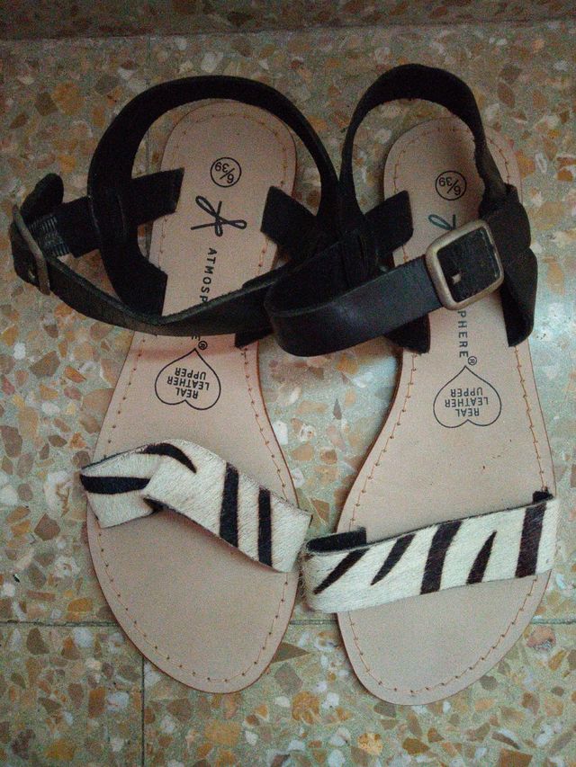 Sandalias de piel animal print.nuevas