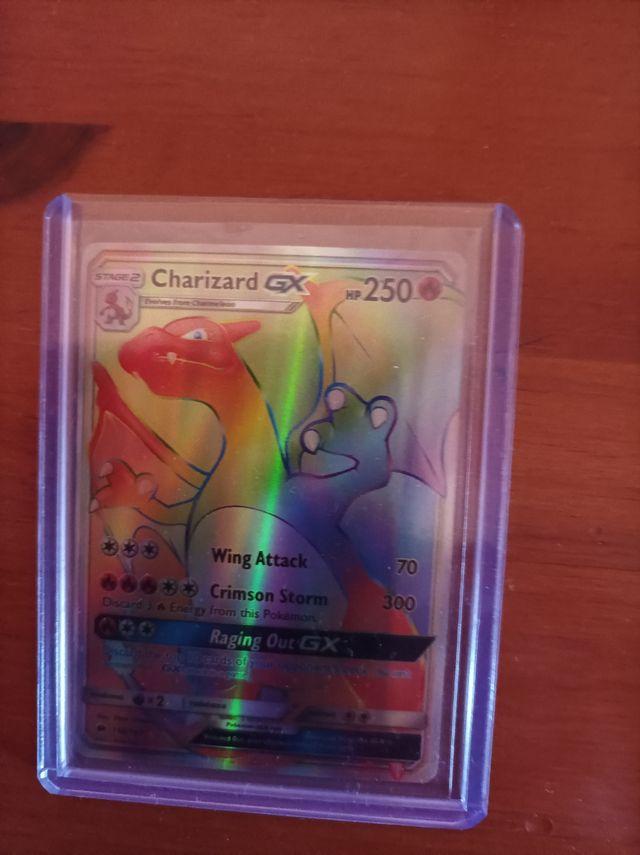 Pokemón Charizard GX copia ó reproducción