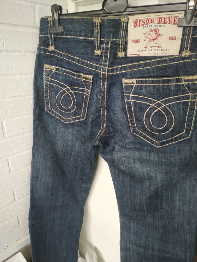 Pantaloni in denim con cuciture