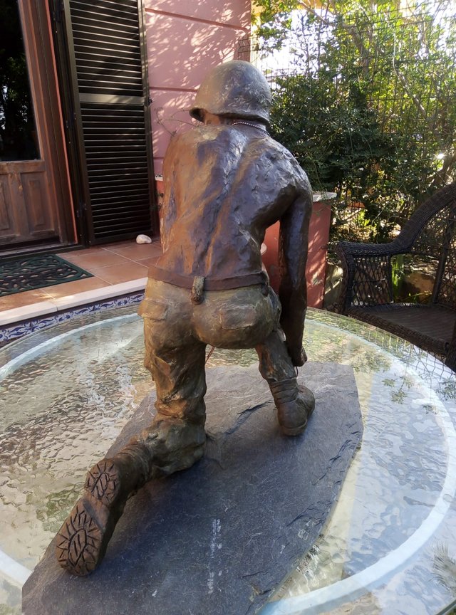 Escultura: Familia o Patria