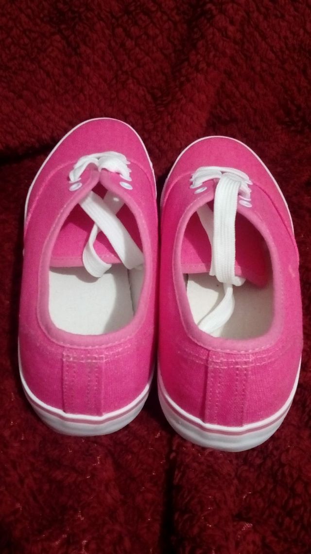 Zapatillas nuevas n. 40 rosas Tex