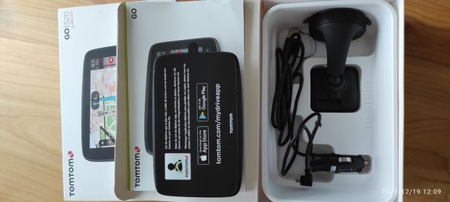 SE VENDE GPS TOM TOM GO 520 WIFI.