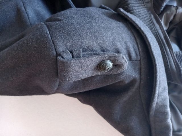 Abrigo negro paño 3/4. Talla L. Pull & Bear