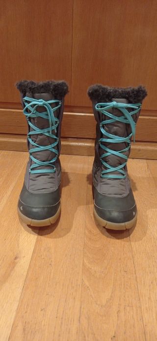 Botas de nieve talla 38 de segunda mano por 30 EUR en Madrid en WALLAPOP