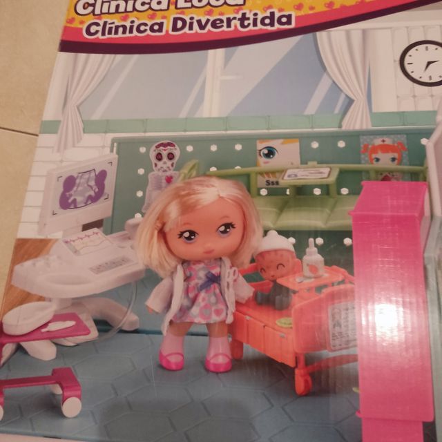 Clínica loca barriguitas y supermercado