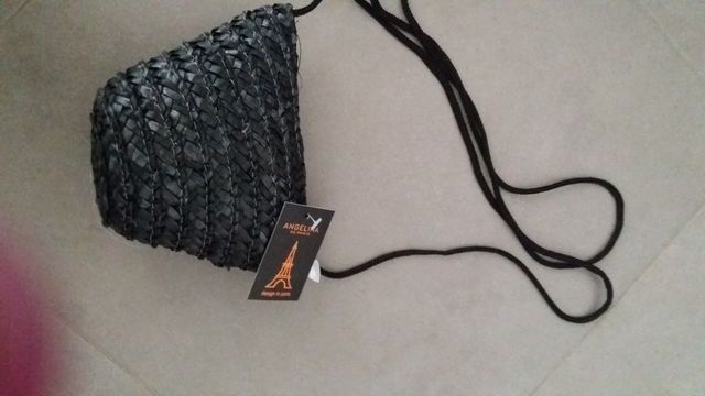 BOLSITOS DE PAJA DE NIÑAS