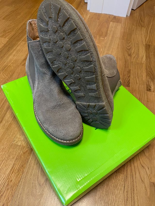 Botines Unisa. Talla 36