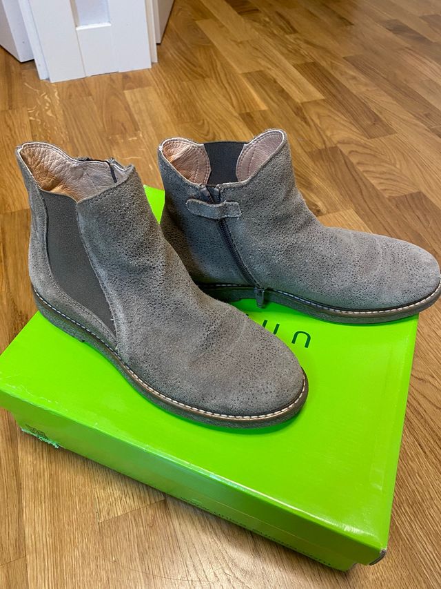 Botines Unisa. Talla 36