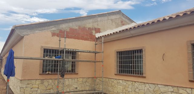 SE REALIZAN TRABAJOS DE ESTUCADOS buen precio 