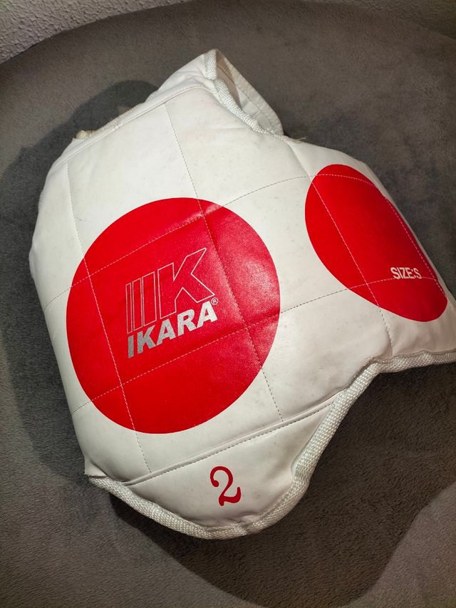 Protector pectoral Ikara
