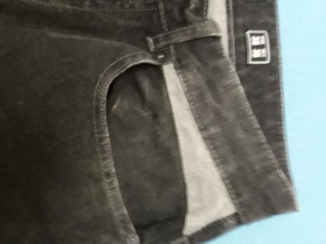 Pantalón vaquero negro