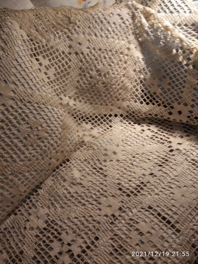 tapete tejido en hilo de seda