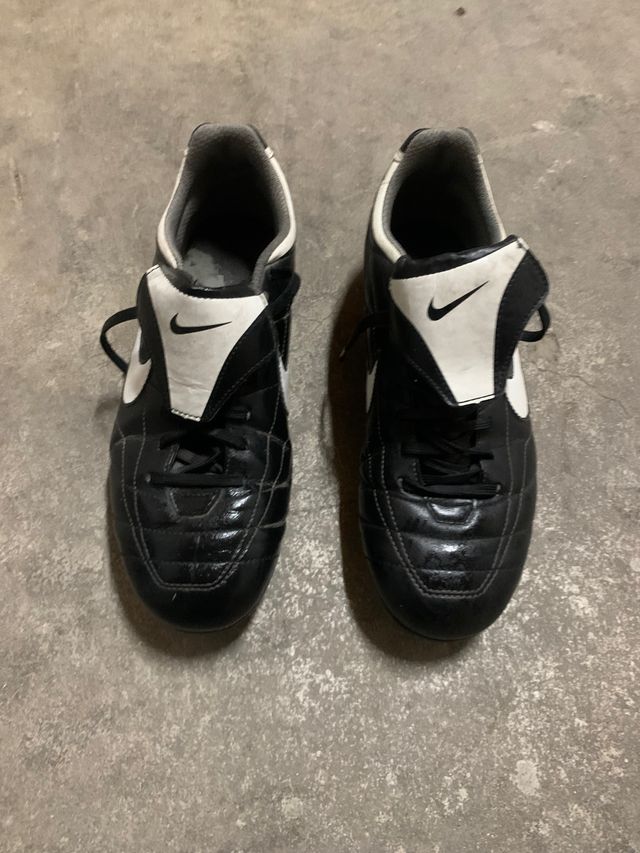 Zapatillas tacos  NIKE  talla 43
