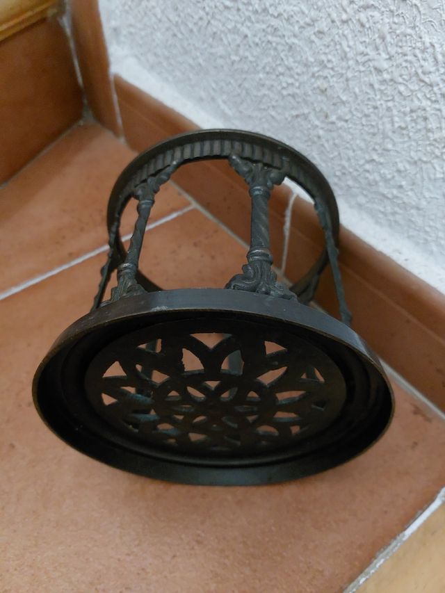 portamacetas antiguo