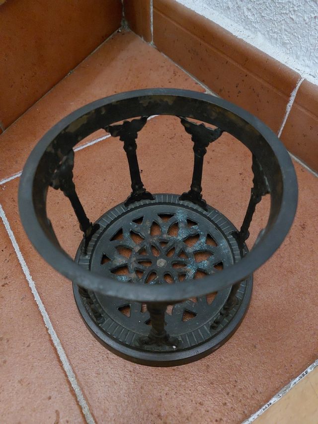 portamacetas antiguo