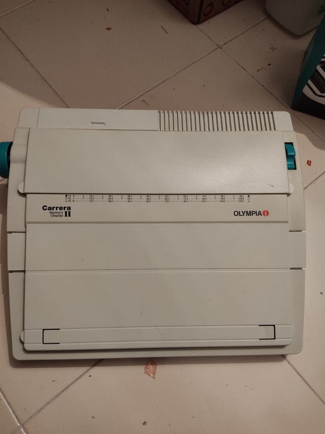 Maquina de escribir eléctrica