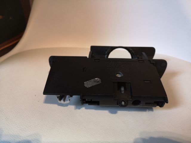 Mueble Audi A4 para reloj